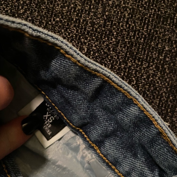 Shorts - Picture 3 of 3